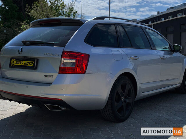 Серый Шкода Octavia A7, объемом двигателя 2 л и пробегом 168 тыс. км за 17000 $, фото 2 на Automoto.ua