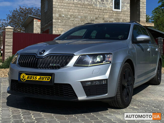 Серый Шкода Octavia A7, объемом двигателя 2 л и пробегом 168 тыс. км за 17000 $, фото 6 на Automoto.ua