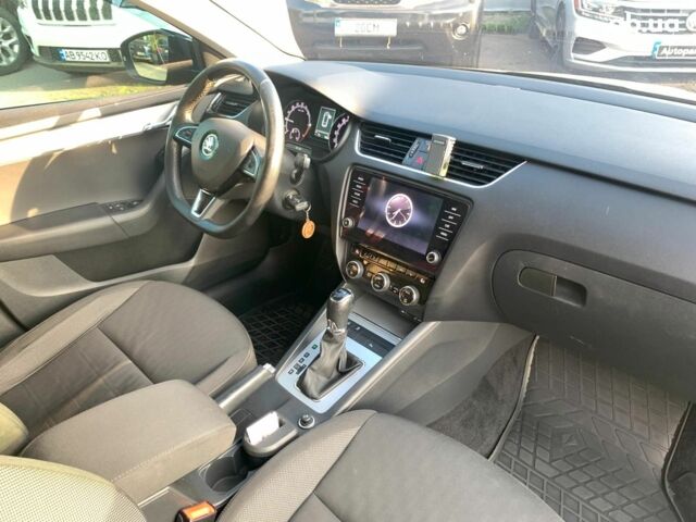 Сірий Шкода Octavia A7, об'ємом двигуна 1.6 л та пробігом 344 тис. км за 14890 $, фото 18 на Automoto.ua
