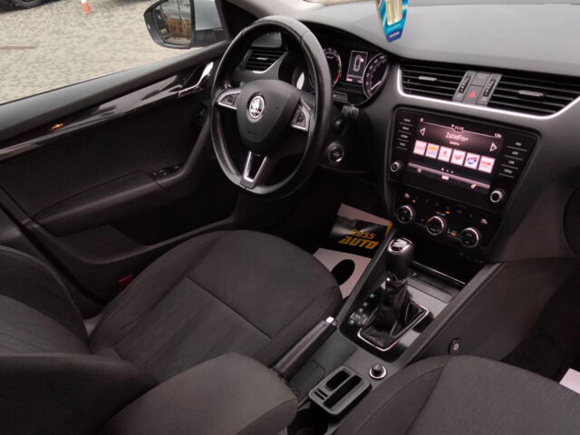 Сірий Шкода Octavia A7, об'ємом двигуна 2 л та пробігом 258 тис. км за 15300 $, фото 21 на Automoto.ua