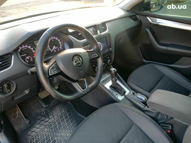 Сірий Шкода Octavia A7, об'ємом двигуна 1.6 л та пробігом 344 тис. км за 14890 $, фото 16 на Automoto.ua