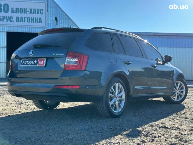 Серый Шкода Octavia A7, объемом двигателя 2 л и пробегом 250 тыс. км за 14290 $, фото 9 на Automoto.ua