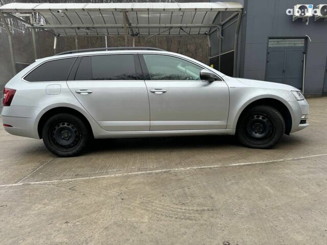 Серый Шкода Octavia A7, объемом двигателя 2 л и пробегом 245 тыс. км за 16990 $, фото 6 на Automoto.ua