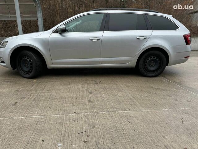 Серый Шкода Octavia A7, объемом двигателя 2 л и пробегом 245 тыс. км за 16990 $, фото 11 на Automoto.ua
