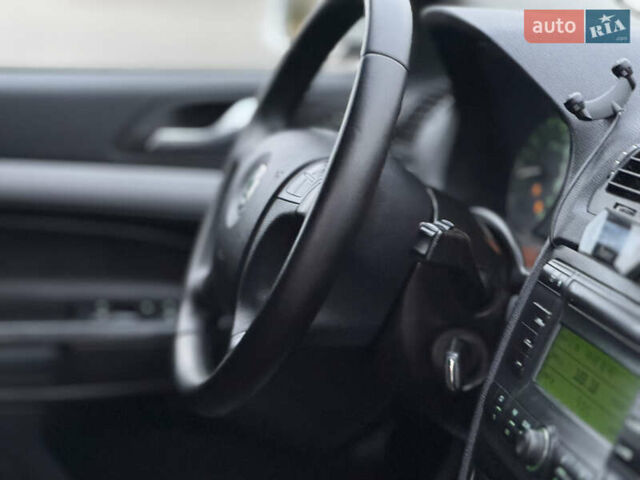 Білий Шкода Octavia Scout, об'ємом двигуна 2 л та пробігом 230 тис. км за 6799 $, фото 46 на Automoto.ua
