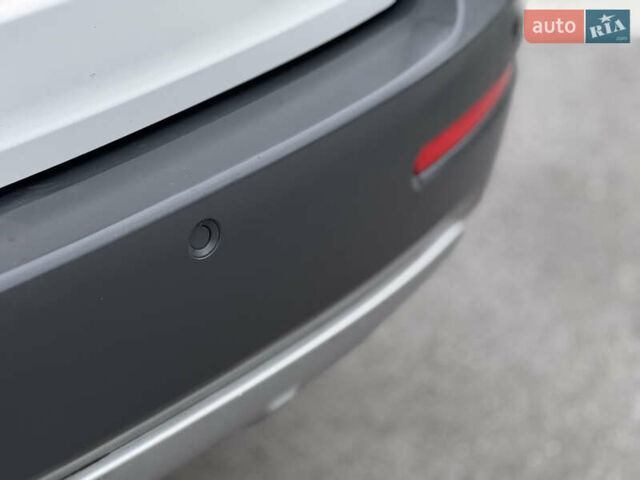 Білий Шкода Octavia Scout, об'ємом двигуна 2 л та пробігом 230 тис. км за 6799 $, фото 14 на Automoto.ua