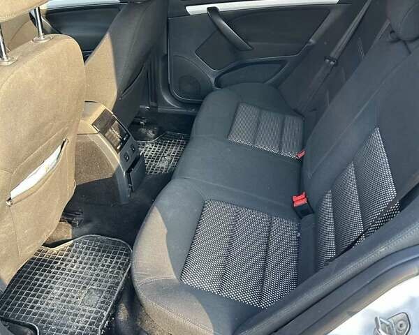 Білий Шкода Octavia Scout, об'ємом двигуна 2 л та пробігом 330 тис. км за 6700 $, фото 6 на Automoto.ua