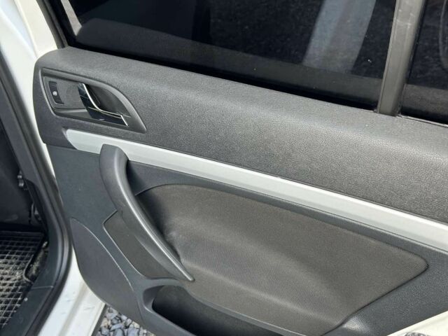 Білий Шкода Octavia Scout, об'ємом двигуна 2 л та пробігом 330 тис. км за 6700 $, фото 18 на Automoto.ua