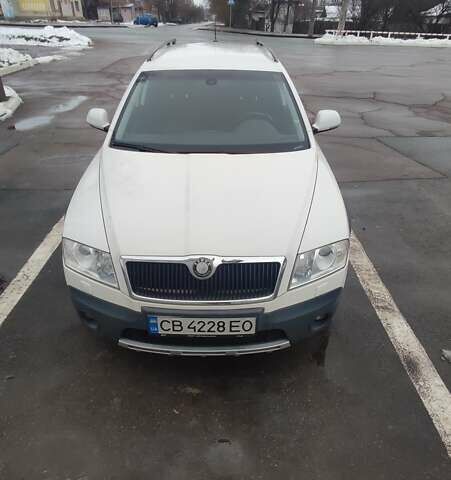 Білий Шкода Octavia Scout, об'ємом двигуна 1.8 л та пробігом 246 тис. км за 8850 $, фото 2 на Automoto.ua