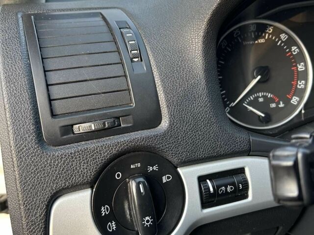 Білий Шкода Octavia Scout, об'ємом двигуна 2 л та пробігом 330 тис. км за 6700 $, фото 8 на Automoto.ua