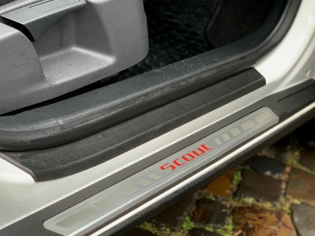 Білий Шкода Octavia Scout, об'ємом двигуна 2 л та пробігом 282 тис. км за 8500 $, фото 15 на Automoto.ua