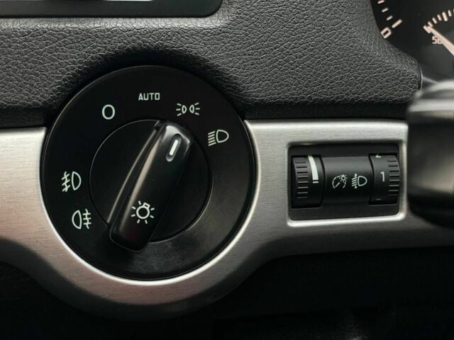 Белый Шкода Октавия Скаут, объемом двигателя 2 л и пробегом 283 тыс. км за 11600 $, фото 13 на Automoto.ua