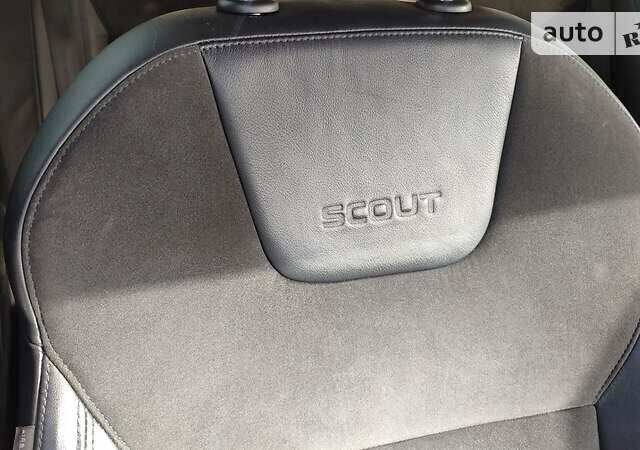 Білий Шкода Octavia Scout, об'ємом двигуна 2 л та пробігом 203 тис. км за 16500 $, фото 10 на Automoto.ua