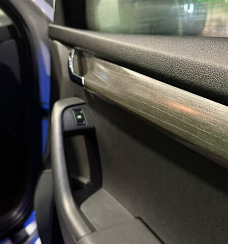 Белый Шкода Октавия Скаут, объемом двигателя 2 л и пробегом 255 тыс. км за 11900 $, фото 30 на Automoto.ua