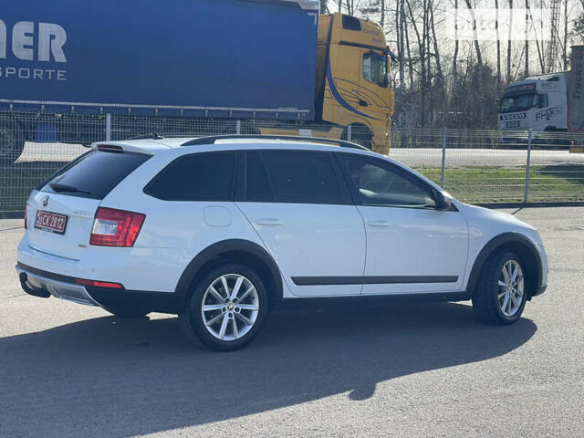 Білий Шкода Octavia Scout, об'ємом двигуна 2 л та пробігом 266 тис. км за 13400 $, фото 27 на Automoto.ua