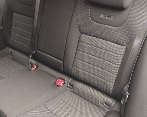 Білий Шкода Octavia Scout, об'ємом двигуна 2 л та пробігом 277 тис. км за 13900 $, фото 32 на Automoto.ua