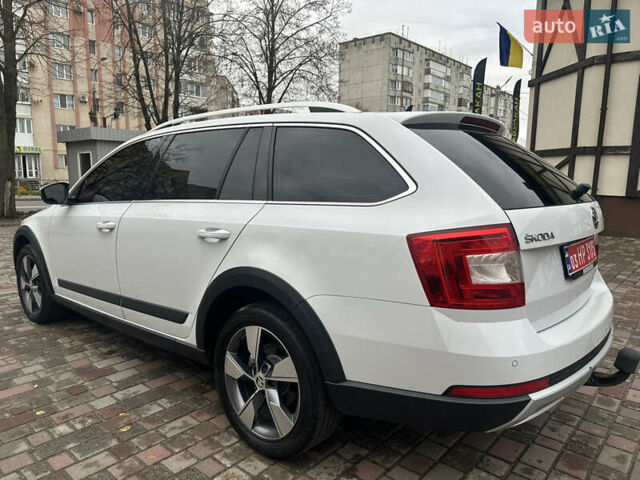 Білий Шкода Octavia Scout, об'ємом двигуна 2 л та пробігом 203 тис. км за 14995 $, фото 7 на Automoto.ua