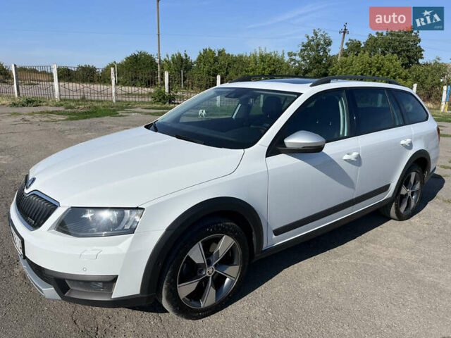 Білий Шкода Octavia Scout, об'ємом двигуна 2 л та пробігом 309 тис. км за 15500 $, фото 3 на Automoto.ua