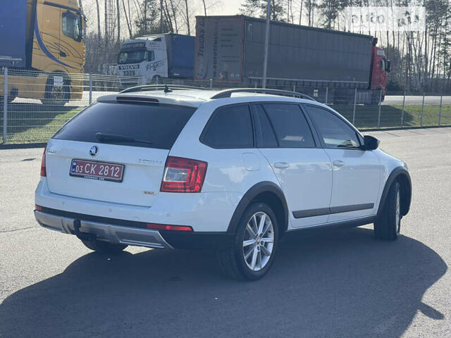 Білий Шкода Octavia Scout, об'ємом двигуна 2 л та пробігом 266 тис. км за 13400 $, фото 23 на Automoto.ua