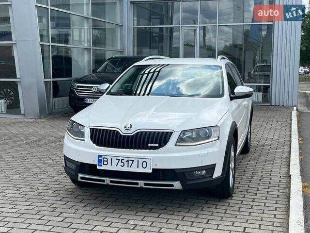 Белый Шкода Октавия Скаут, объемом двигателя 1.97 л и пробегом 222 тыс. км за 17300 $, фото 3 на Automoto.ua