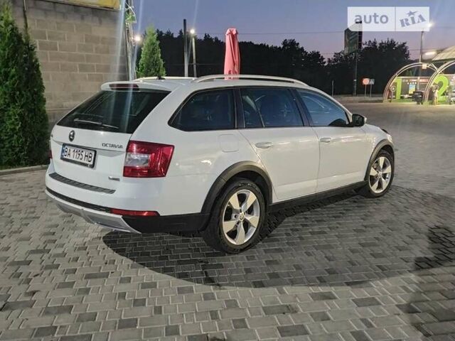 Білий Шкода Octavia Scout, об'ємом двигуна 1.97 л та пробігом 268 тис. км за 15800 $, фото 5 на Automoto.ua