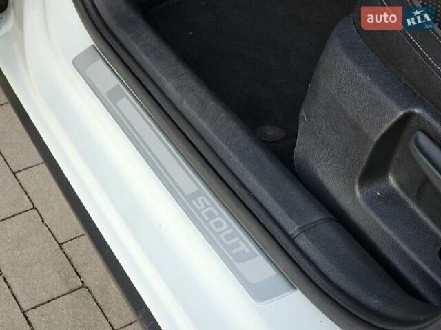 Белый Шкода Октавия Скаут, объемом двигателя 1.97 л и пробегом 185 тыс. км за 19999 $, фото 29 на Automoto.ua