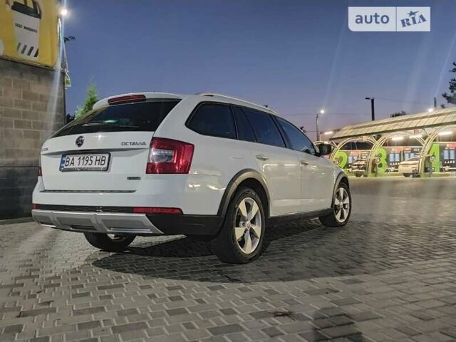 Білий Шкода Octavia Scout, об'ємом двигуна 1.97 л та пробігом 268 тис. км за 15800 $, фото 16 на Automoto.ua