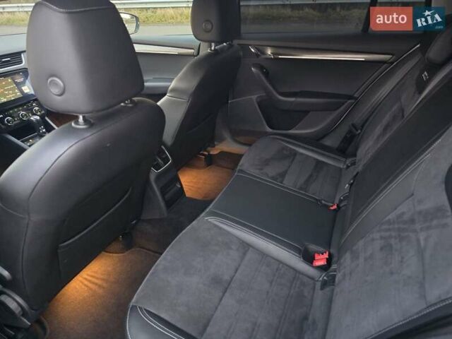 Белый Шкода Октавия Скаут, объемом двигателя 2 л и пробегом 230 тыс. км за 19499 $, фото 37 на Automoto.ua