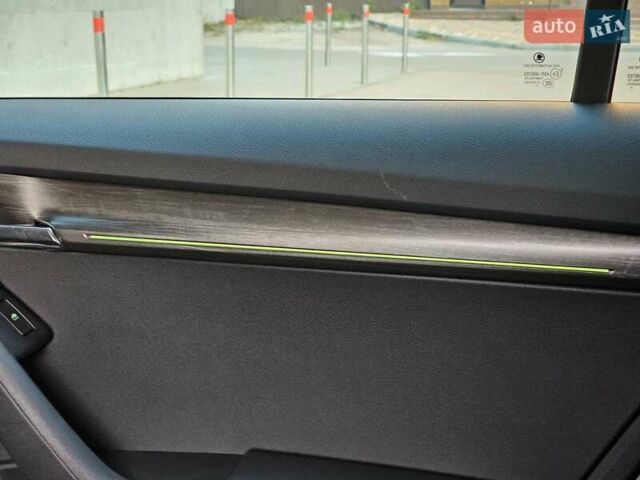 Белый Шкода Октавия Скаут, объемом двигателя 1.97 л и пробегом 185 тыс. км за 19999 $, фото 49 на Automoto.ua