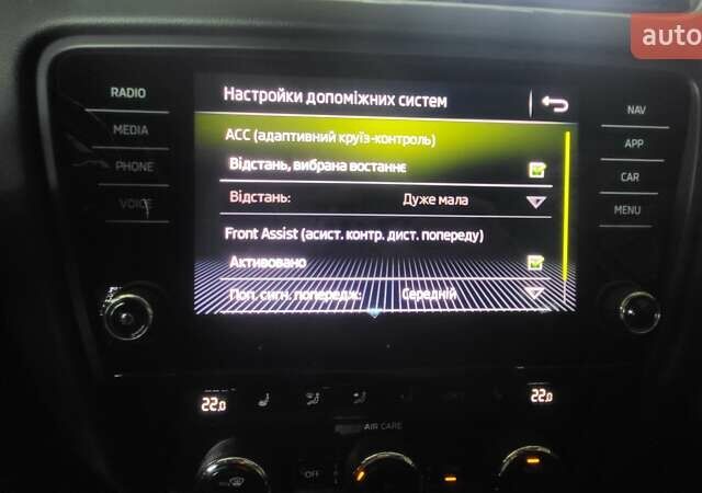Белый Шкода Октавия Скаут, объемом двигателя 1.97 л и пробегом 178 тыс. км за 19100 $, фото 18 на Automoto.ua