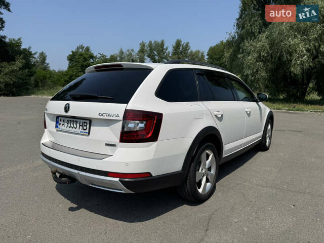 Білий Шкода Octavia Scout, об'ємом двигуна 1.97 л та пробігом 240 тис. км за 19999 $, фото 10 на Automoto.ua