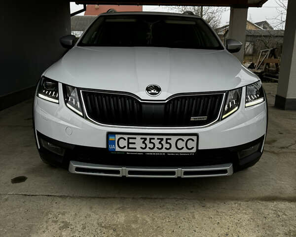 Білий Шкода Octavia Scout, об'ємом двигуна 2 л та пробігом 214 тис. км за 20500 $, фото 30 на Automoto.ua