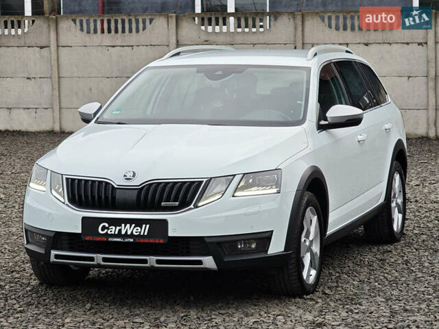 Білий Шкода Octavia Scout, об'ємом двигуна 2 л та пробігом 199 тис. км за 19200 $, фото 3 на Automoto.ua