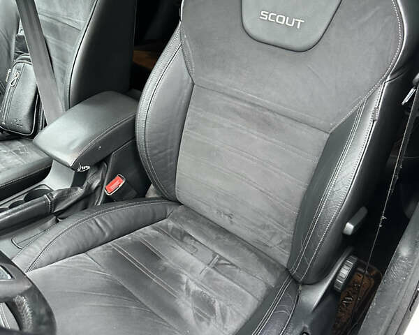 Белый Шкода Октавия Скаут, объемом двигателя 1.97 л и пробегом 198 тыс. км за 16299 $, фото 11 на Automoto.ua