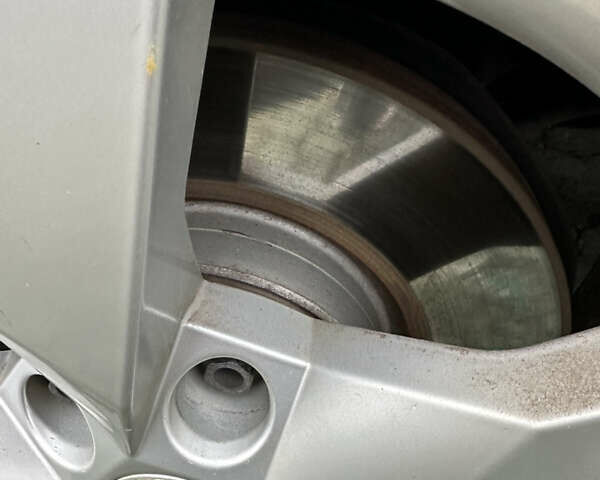 Белый Шкода Октавия Скаут, объемом двигателя 1.97 л и пробегом 198 тыс. км за 16299 $, фото 8 на Automoto.ua