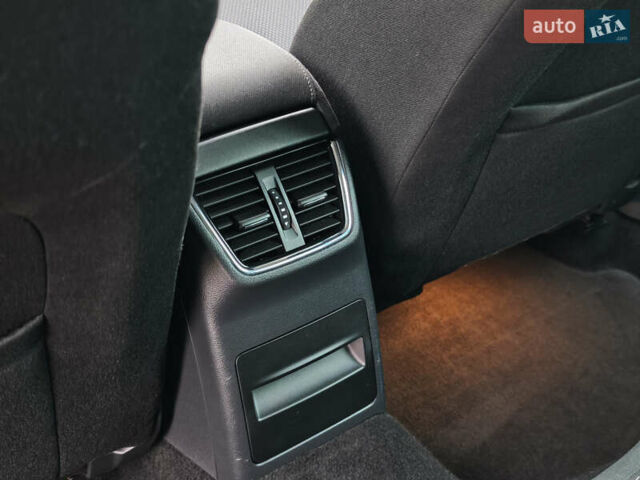 Білий Шкода Octavia Scout, об'ємом двигуна 2 л та пробігом 199 тис. км за 19200 $, фото 48 на Automoto.ua