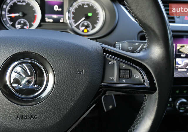 Білий Шкода Octavia Scout, об'ємом двигуна 2 л та пробігом 194 тис. км за 21400 $, фото 29 на Automoto.ua