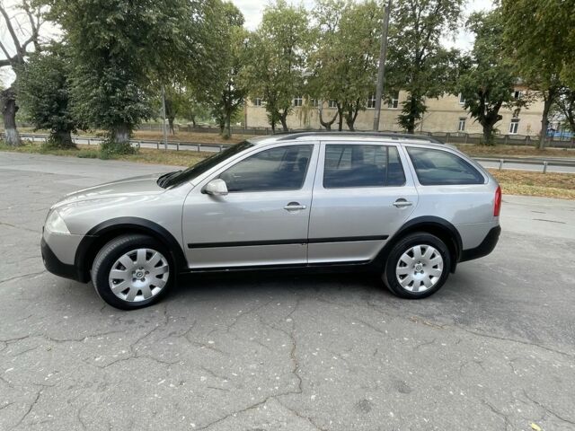 Бежевый Шкода Октавия Скаут, объемом двигателя 2 л и пробегом 2 тыс. км за 6499 $, фото 2 на Automoto.ua