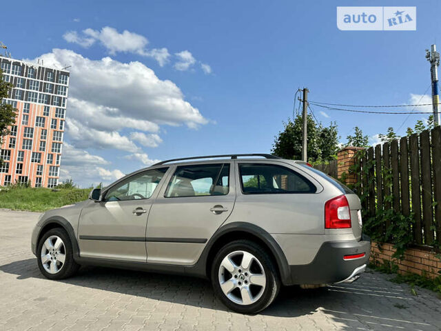 Бежевий Шкода Octavia Scout, об'ємом двигуна 1.8 л та пробігом 207 тис. км за 9800 $, фото 7 на Automoto.ua