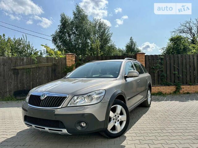 Бежевий Шкода Octavia Scout, об'ємом двигуна 1.8 л та пробігом 207 тис. км за 9800 $, фото 1 на Automoto.ua