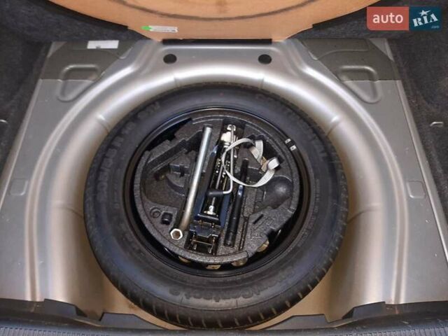 Бежевий Шкода Octavia Scout, об'ємом двигуна 1.8 л та пробігом 180 тис. км за 8808 $, фото 17 на Automoto.ua