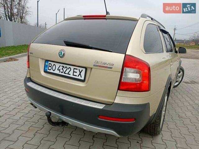 Бежевый Шкода Октавия Скаут, объемом двигателя 1.97 л и пробегом 220 тыс. км за 9600 $, фото 25 на Automoto.ua