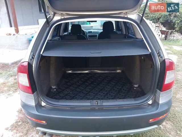 Бежевий Шкода Octavia Scout, об'ємом двигуна 1.8 л та пробігом 180 тис. км за 8808 $, фото 19 на Automoto.ua