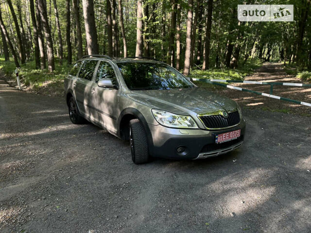 Бежевий Шкода Octavia Scout, об'ємом двигуна 2 л та пробігом 284 тис. км за 10499 $, фото 11 на Automoto.ua