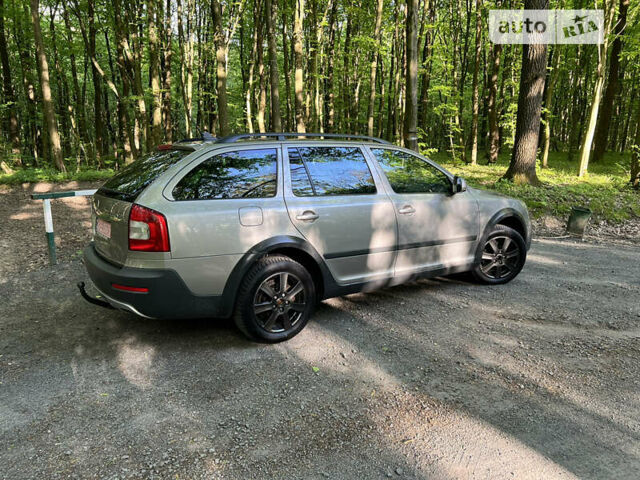 Бежевий Шкода Octavia Scout, об'ємом двигуна 2 л та пробігом 284 тис. км за 10499 $, фото 12 на Automoto.ua