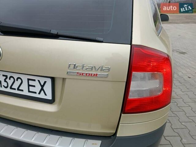 Бежевый Шкода Октавия Скаут, объемом двигателя 1.97 л и пробегом 220 тыс. км за 9600 $, фото 20 на Automoto.ua