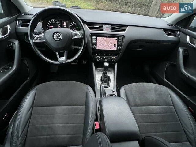 Бежевый Шкода Октавия Скаут, объемом двигателя 2 л и пробегом 199 тыс. км за 14900 $, фото 4 на Automoto.ua