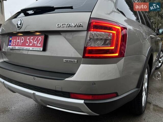 Бежевый Шкода Октавия Скаут, объемом двигателя 2 л и пробегом 199 тыс. км за 14900 $, фото 19 на Automoto.ua