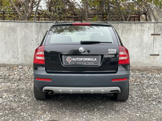 Чорний Шкода Octavia Scout, об'ємом двигуна 2 л та пробігом 218 тис. км за 6790 $, фото 8 на Automoto.ua