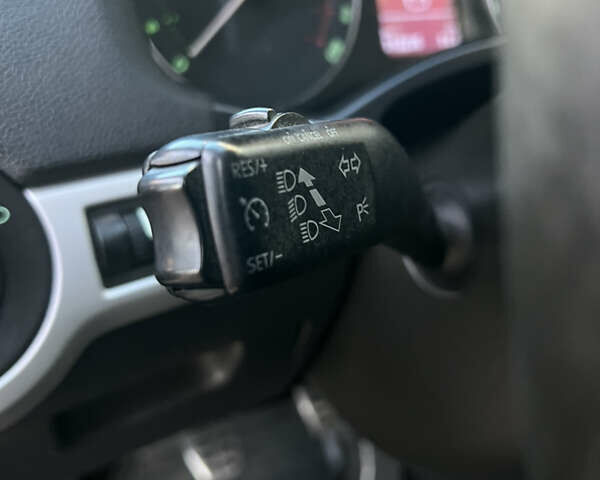 Чорний Шкода Octavia Scout, об'ємом двигуна 2 л та пробігом 312 тис. км за 6500 $, фото 16 на Automoto.ua